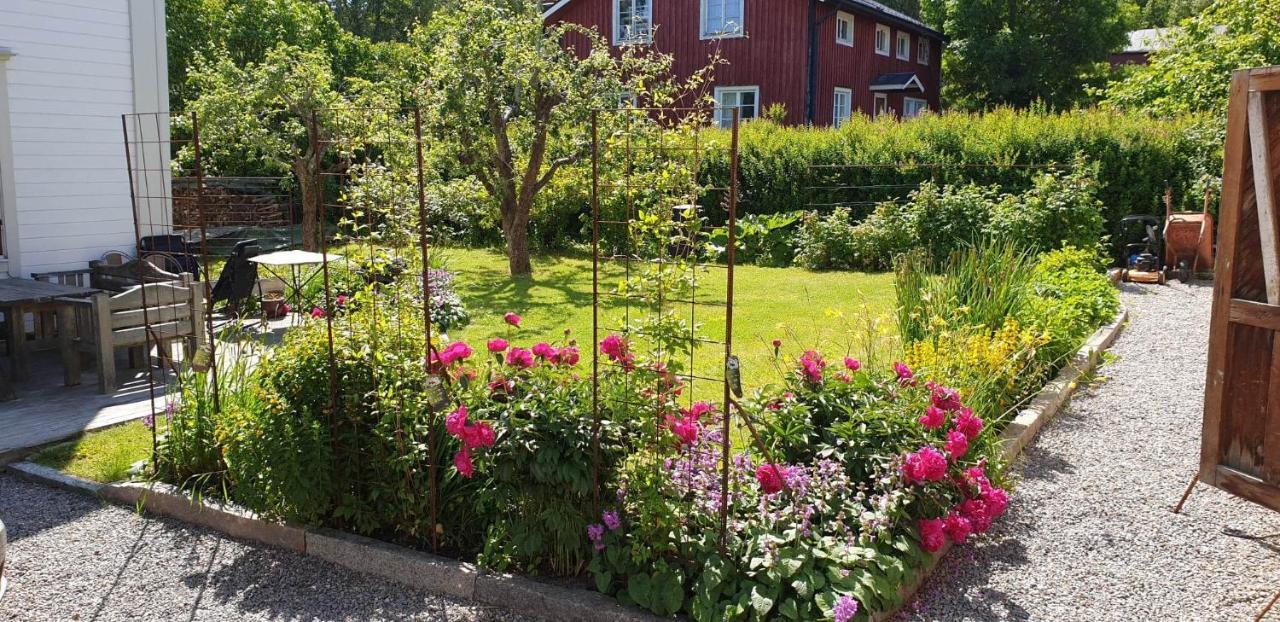 Vaelrenoverad Fin Laegenhet I Charmigt Omrade Soderhamn Exterior photo
